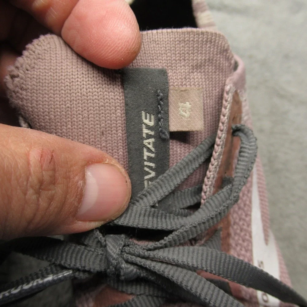 Brooks Womens Shoes‎ 8.5 B Rose Levitate 4 Lightweight Lace-Up Running Athletic
